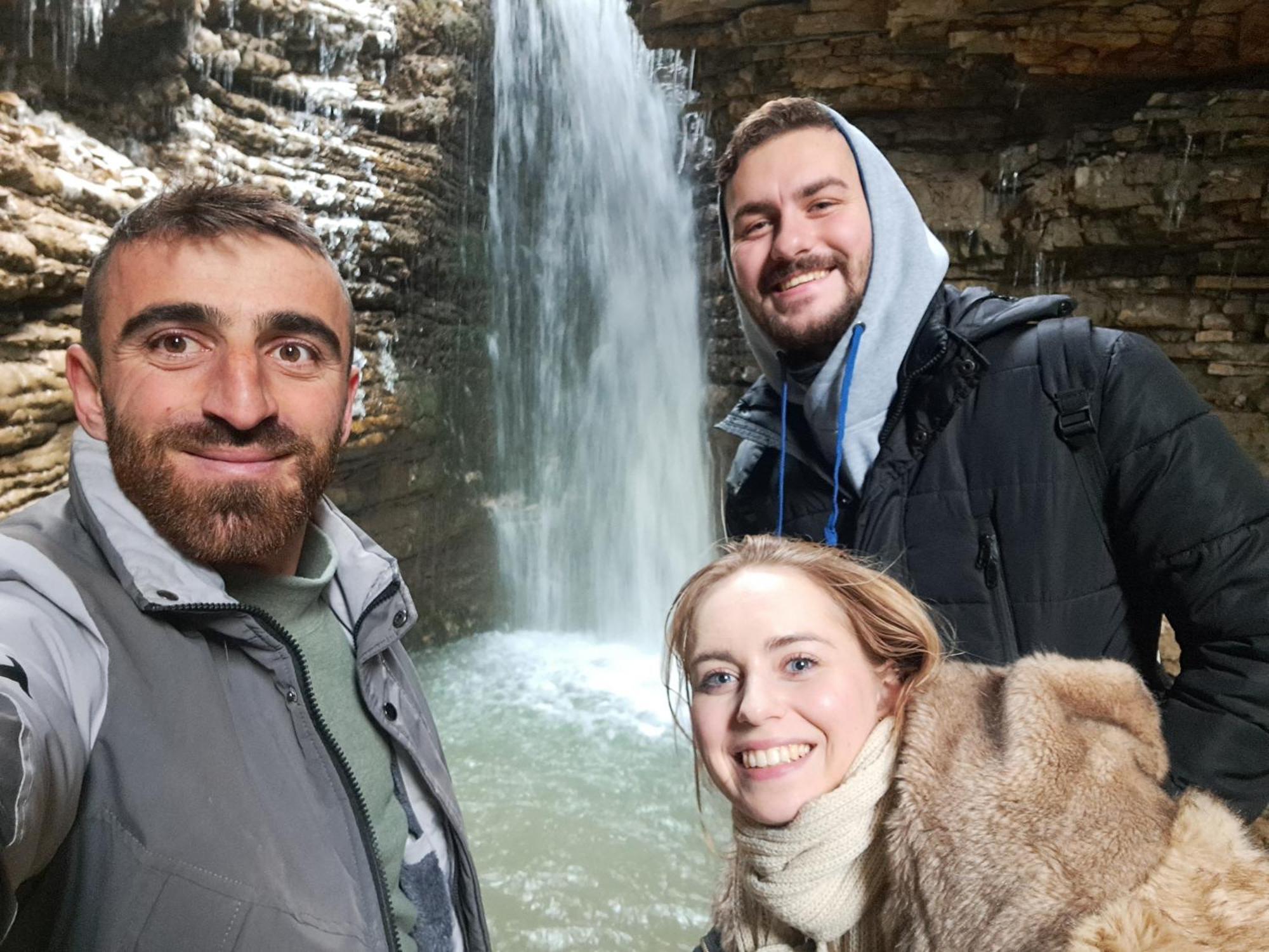 Xinaliq Khinalig Izzet'S Riverside Home Stay מראה חיצוני תמונה